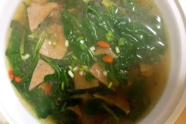 猪肝菠菜枸杞汤