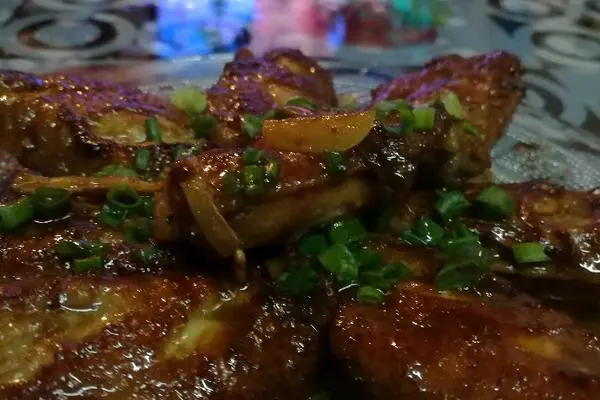 酱烧鸡翅