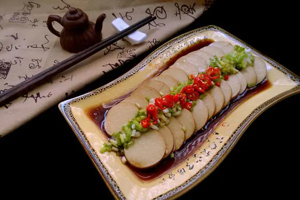 香葱拌干豆腐卷