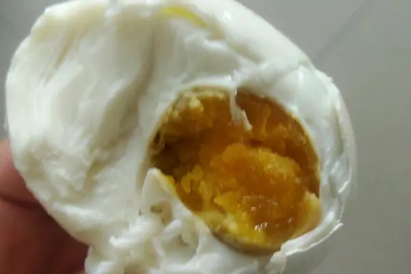酒腌咸鸡蛋