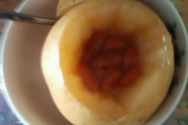 冰糖雪梨枸杞汁