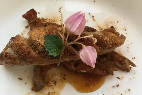 生烤香酥羊排