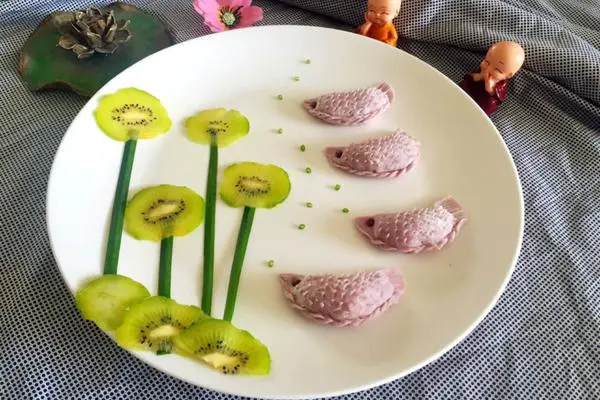 蔬汁金鱼饺子（韭菜馅）