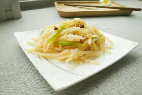 泡椒土豆丝