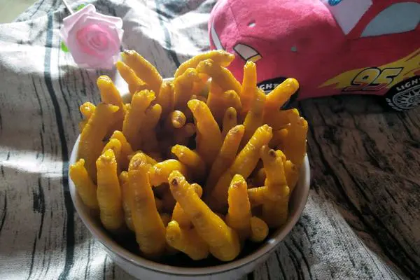 盐焗鸡爪