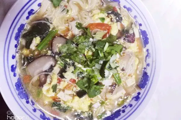 蔬菜汤面