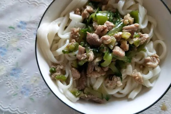 尖椒肉打卤面