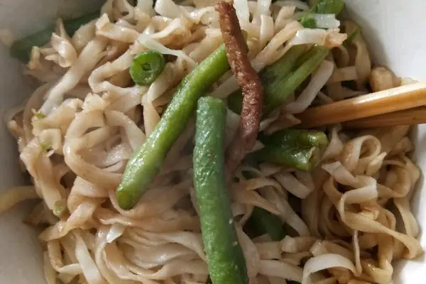 懒人肉丝豆角焖面