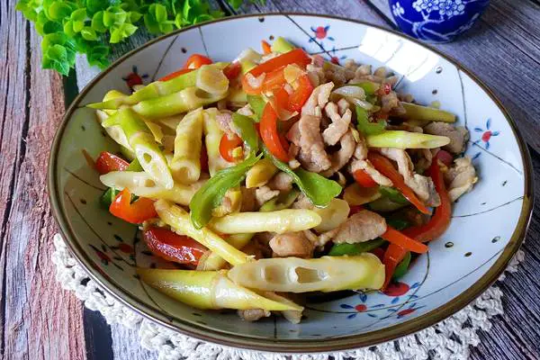 竹笋肉丝