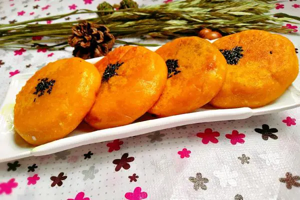 南瓜豆沙饼