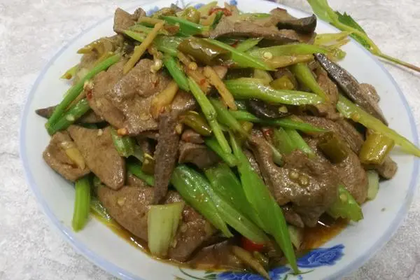 泡椒猪肝