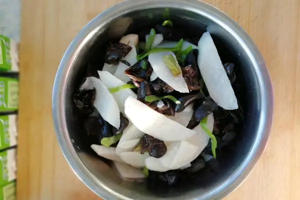 木耳山药