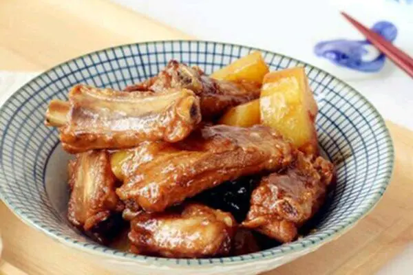 土豆炖排骨