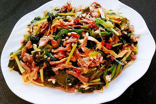 凉拌菠菜肉丝粉