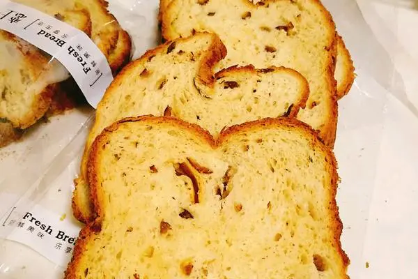 蜂蜜红枣吐司面包(面包机)
