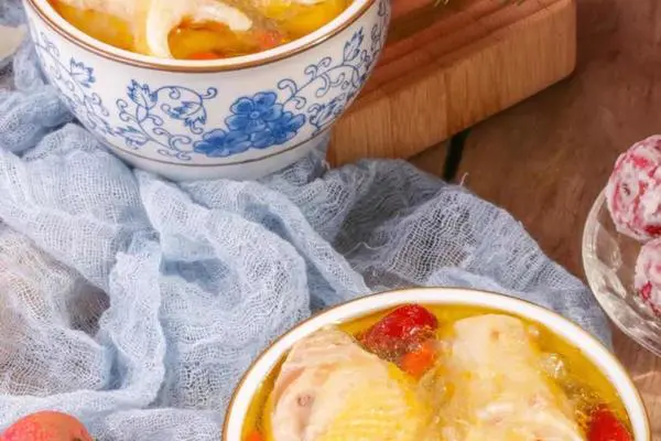 新西兰花胶燕窝鸡汤