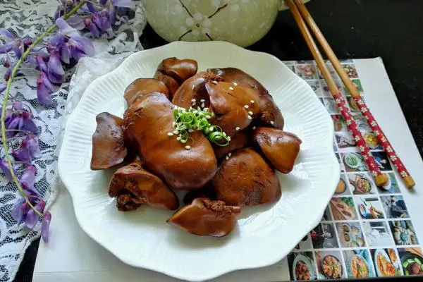 五香鸭肝