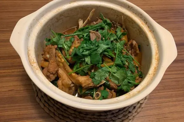 子姜焖鸭