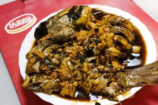 红红红烧鱼