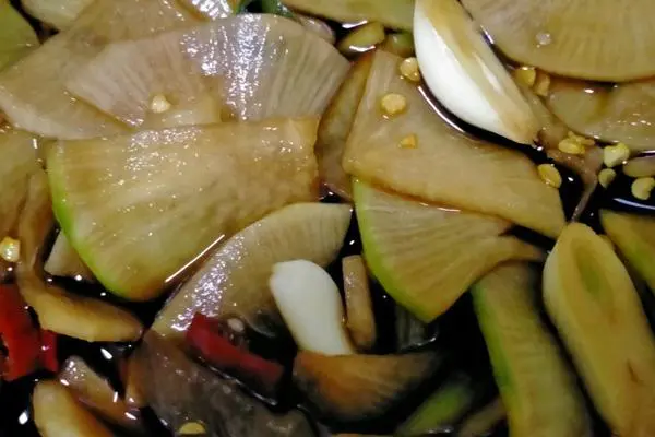 腌白萝卜