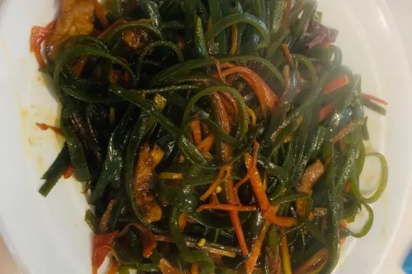 海带胡萝卜炒肉