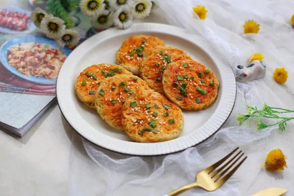 面条鸡蛋饼