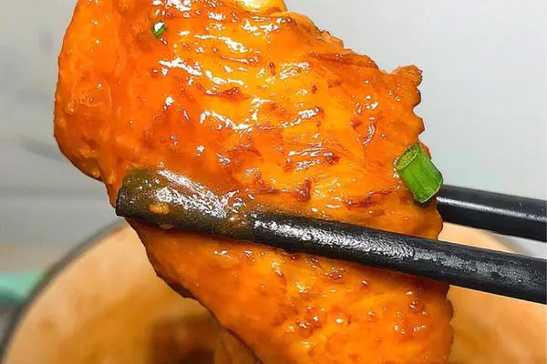 家庭版黄焖鸡-好吃到汤汁都不剩，吃完再也不想叫外卖了
