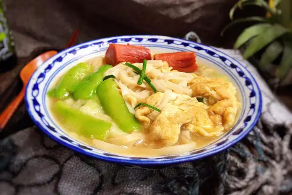 丝瓜鸡蛋汤面