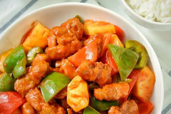 菠萝咕噜肉