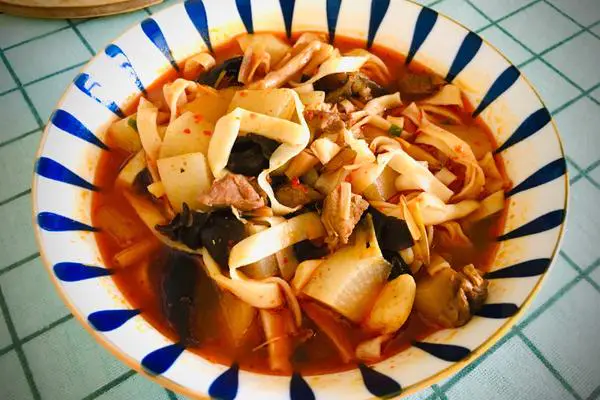 羊肉臊子手擀面