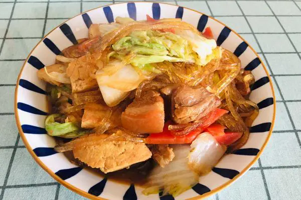 白菜粉条炖豆腐