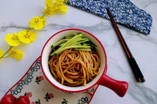 麻辣鲜香之夏日凉面