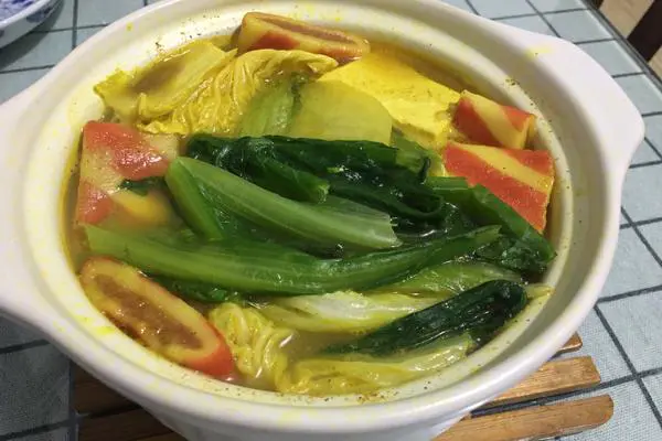 呷哺咖喱蟹排砂锅