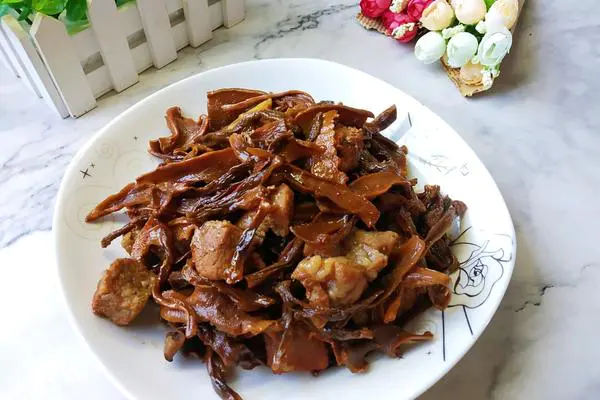 干豆角笋干烧肉