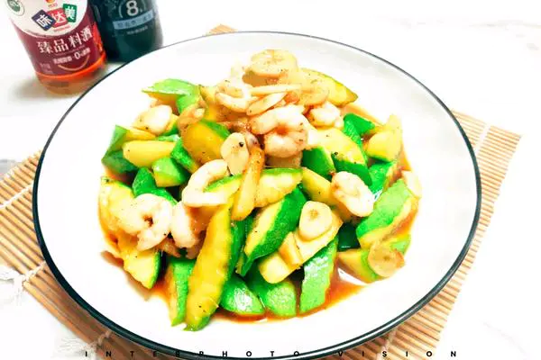 西葫芦炒虾仁