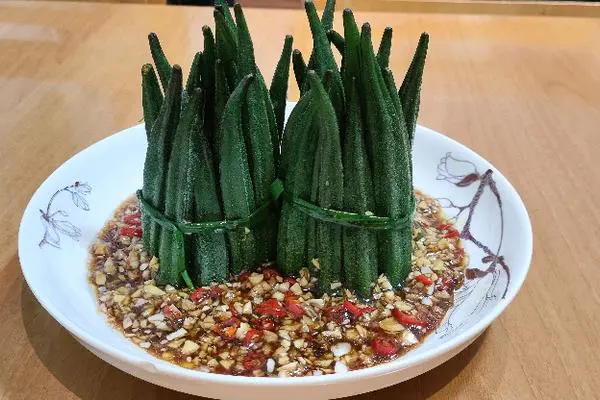 凉拌秋葵