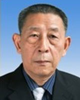 袁峥嵘