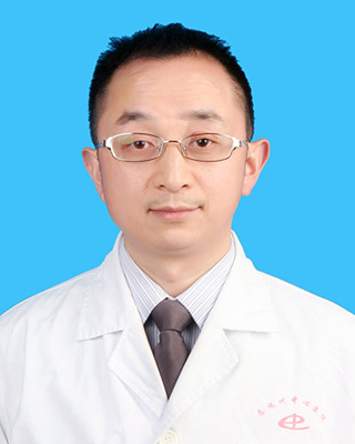 李光富