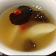 淮山木耳枸杞汤
