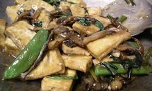 鲜菇菌烧豆腐的做法