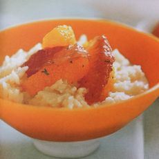 奶香米饭配薄荷糖渍柑橘 Creamed rice with minted citrus compote
