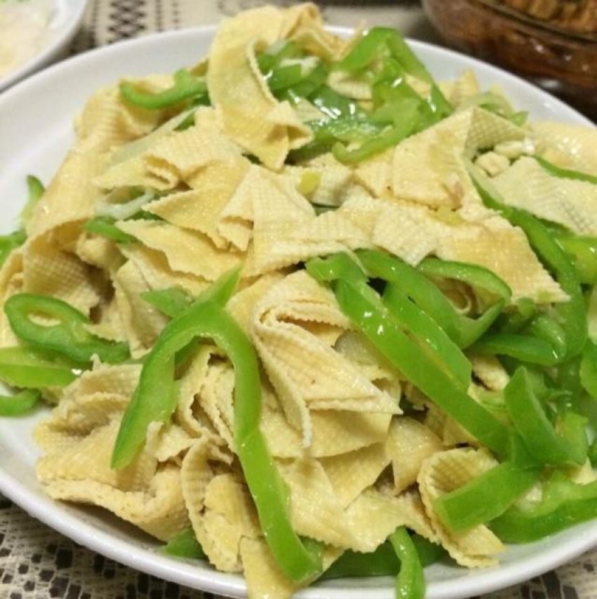 尖椒干豆腐（勾氏私房菜）