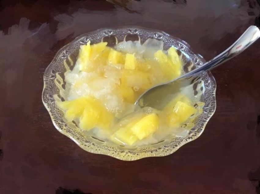 菠萝银耳糖水