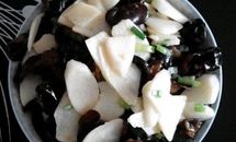 山药木耳的做法