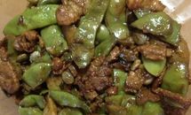 酱烧豆角炖肉的做法