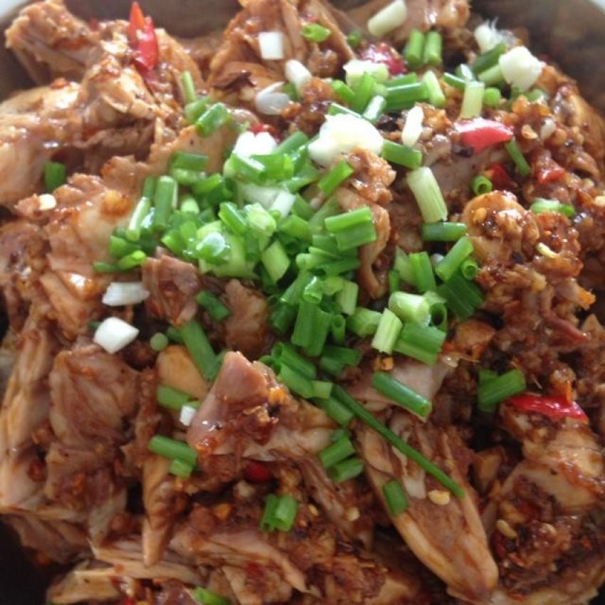 葱姜蒜拌兔肉