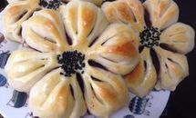 紫荆花豆沙小面包的做法