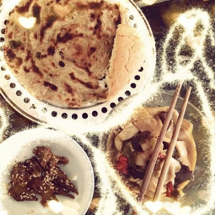 我的午餐，一个人吃那么多。