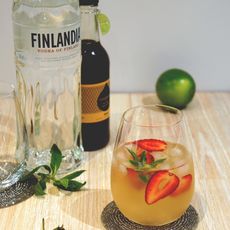 草莓青柠潘趣酒 Strawberry Lime Punch