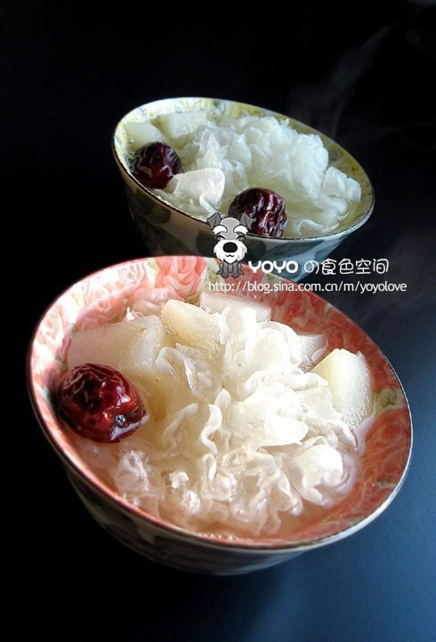 银耳糖梨水